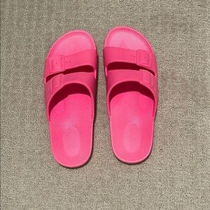 Women's Vibrant Pink Slide Sandals